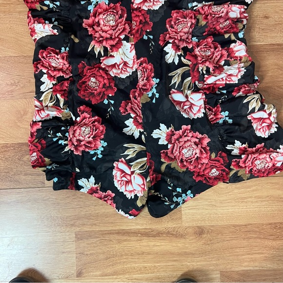 Torrid Plus Size Ruched Floral One Piece Swimsuit Swim - Picture 5 of 9